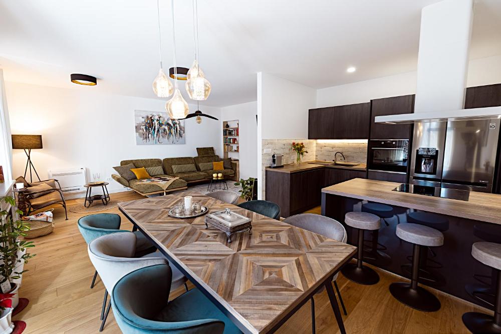 Aurelia Residence