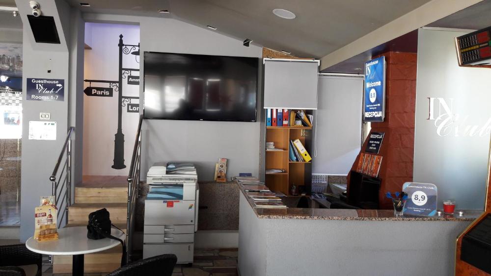 Hostel IN Club